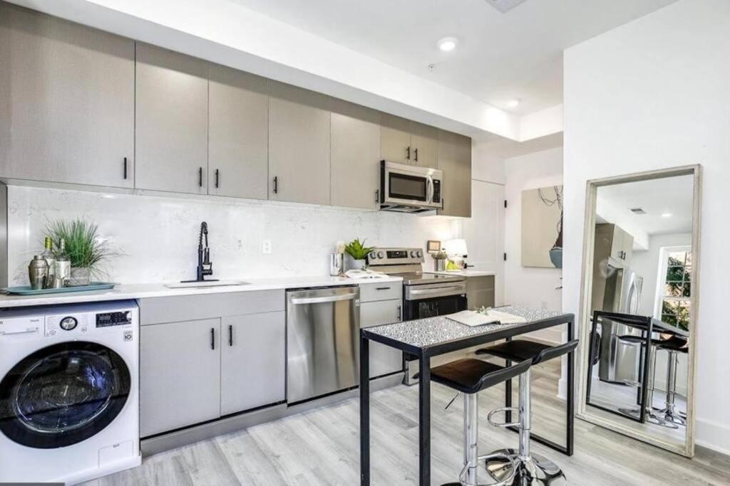 Lux Capitol Hill Vacation Home, In-House Services Distrito de Colúmbia Exterior foto